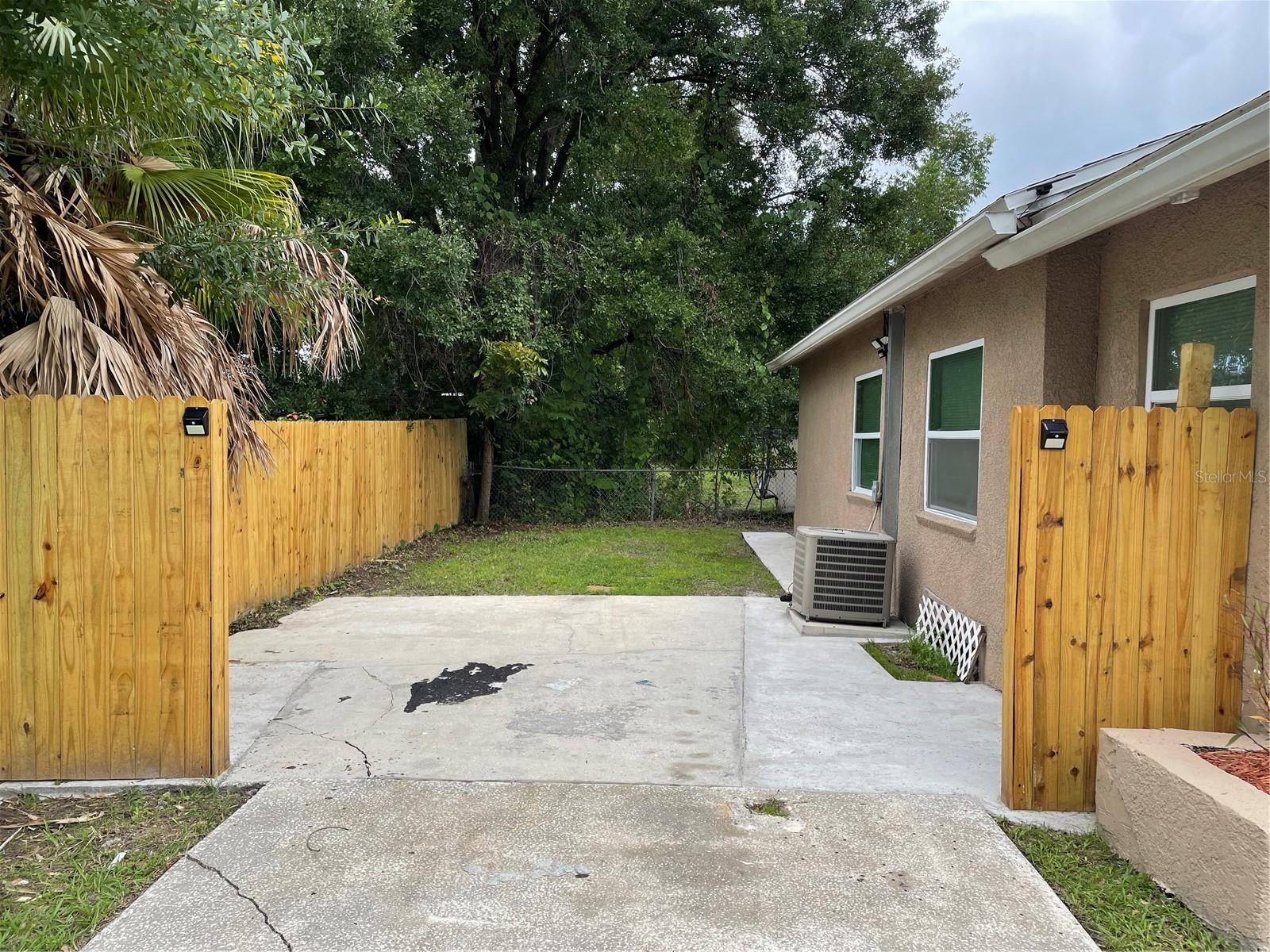 LAKE MANN SHORES - Residential Lease