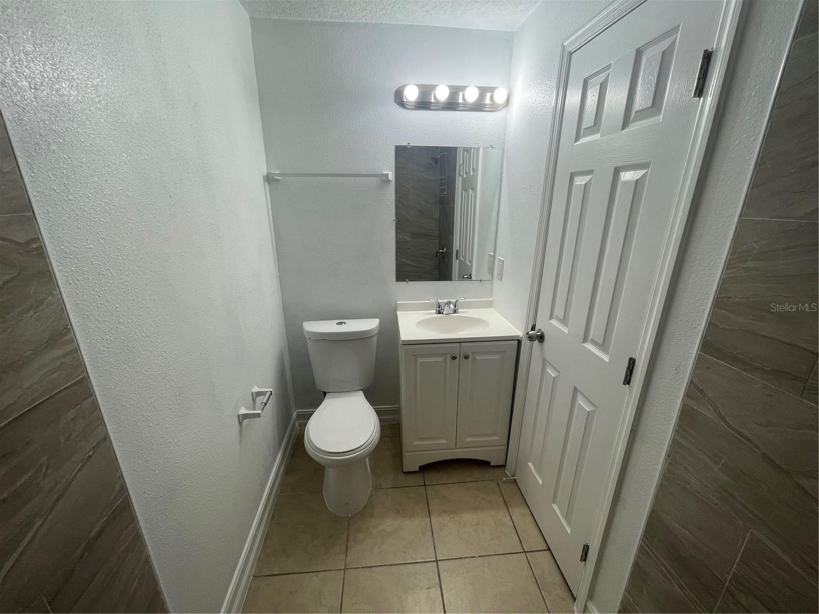 LAKE MANN SHORES - Residential Lease