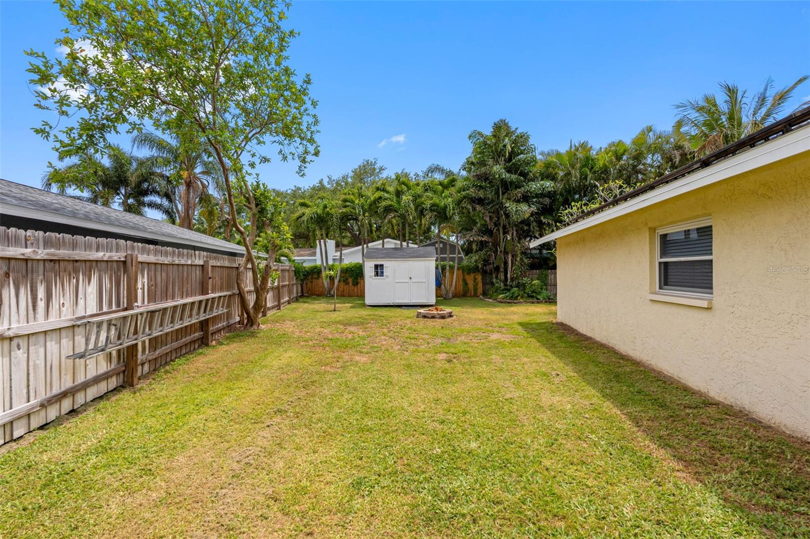 RUSTIC PINES - Residential