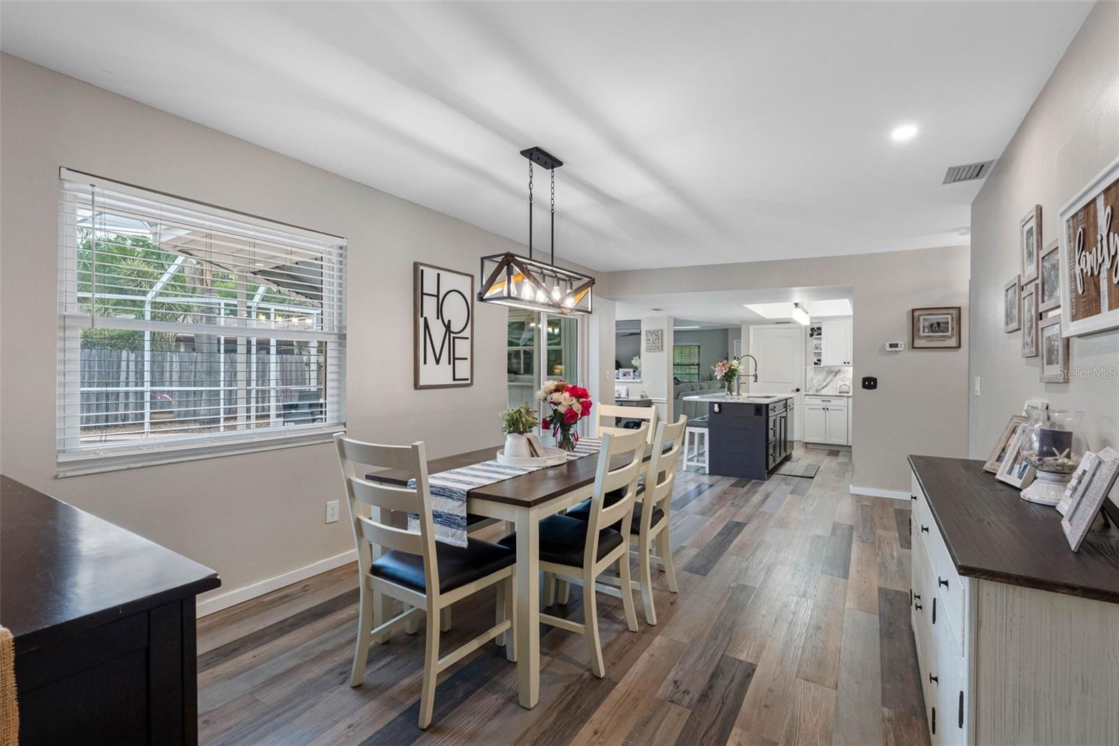 RUSTIC PINES - Residential