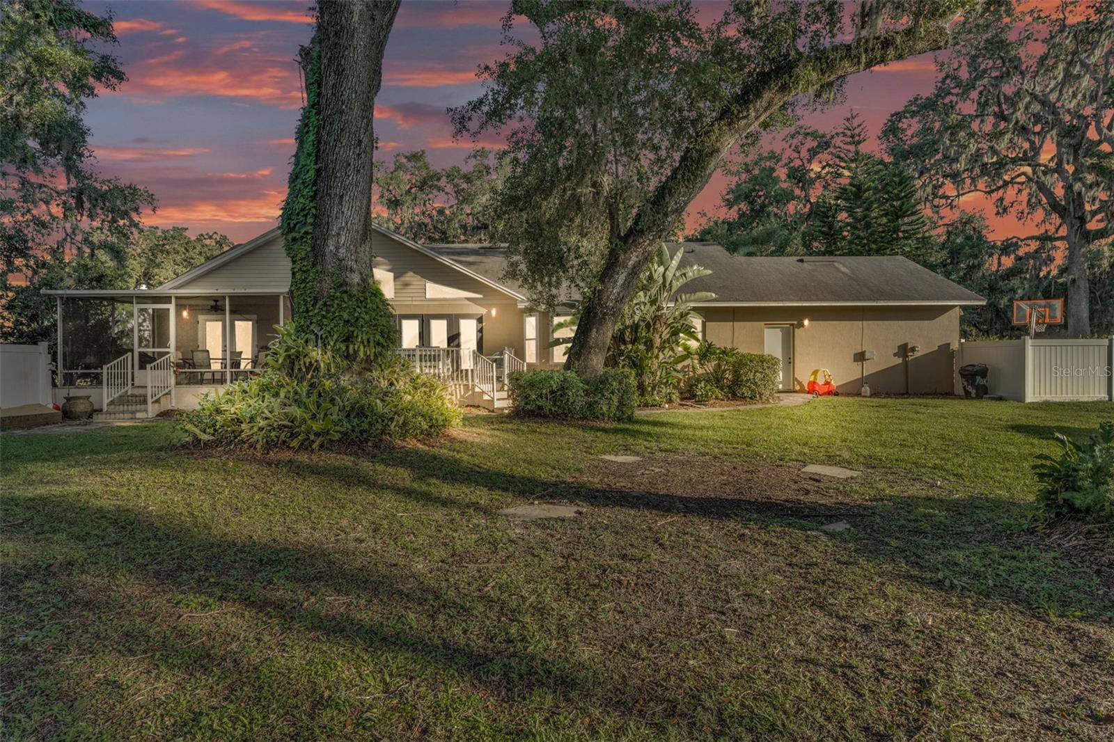WATERWOOD - Residential