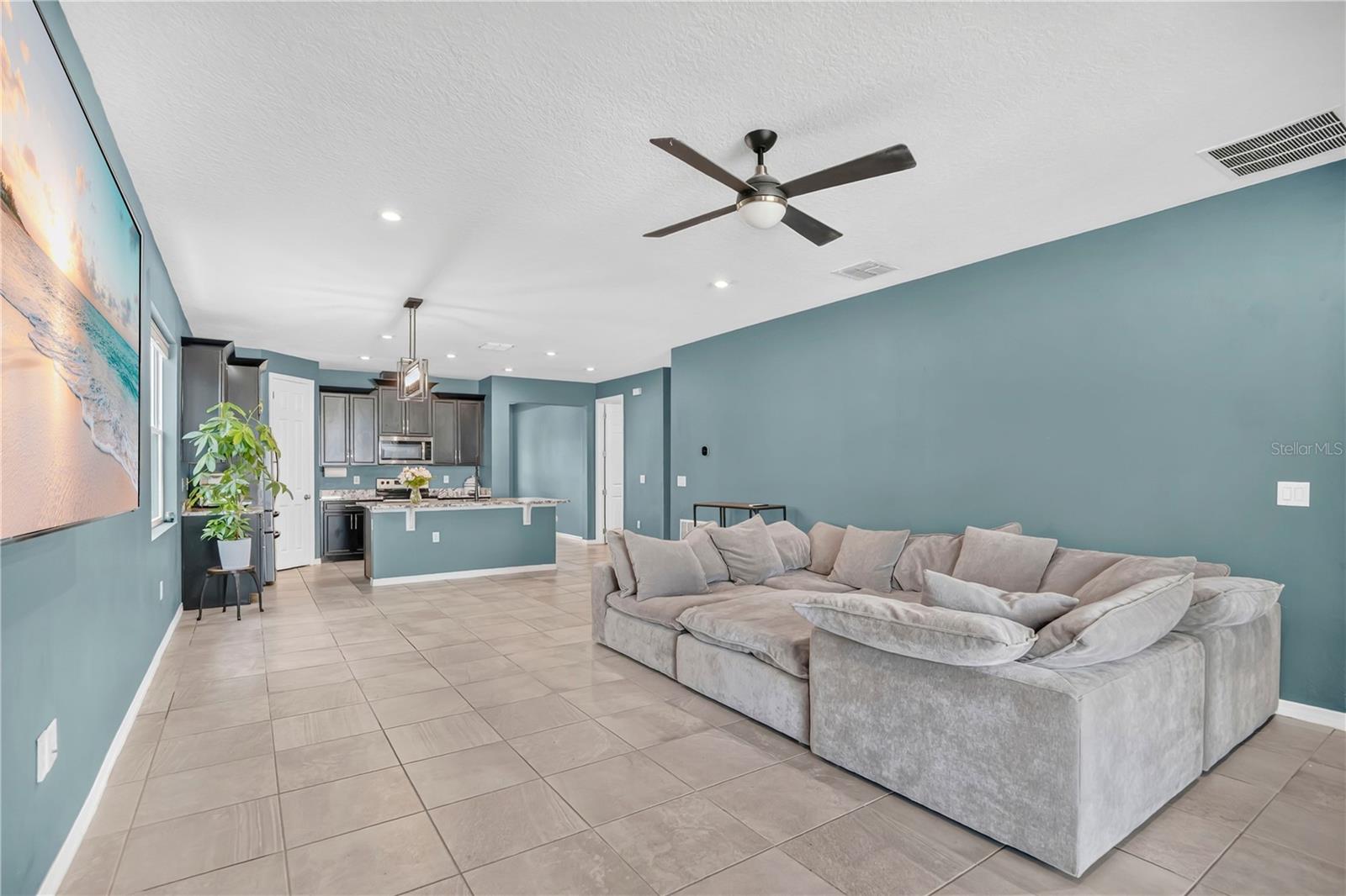 WATERBROOKE AMENITIES CENTER - Residential