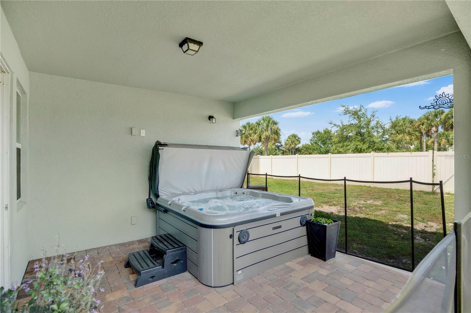 WATERBROOKE AMENITIES CENTER - Residential