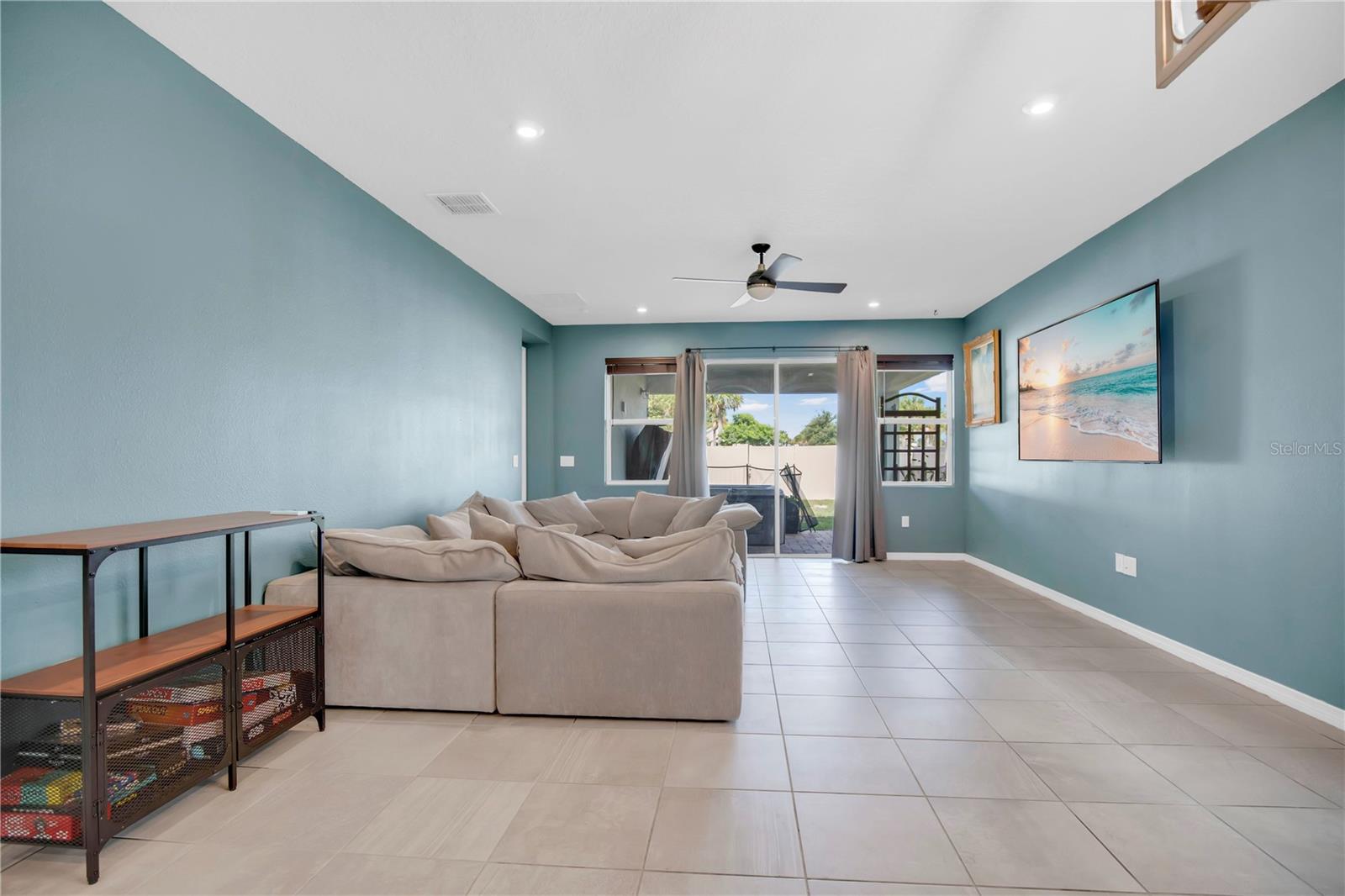 WATERBROOKE AMENITIES CENTER - Residential