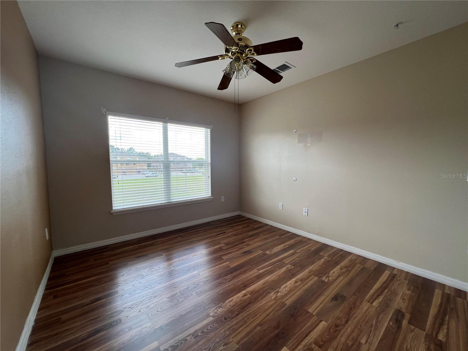 JEFFERSON GREEN AT ANTHEM PARK CONDO PH 4 - Residential Lease