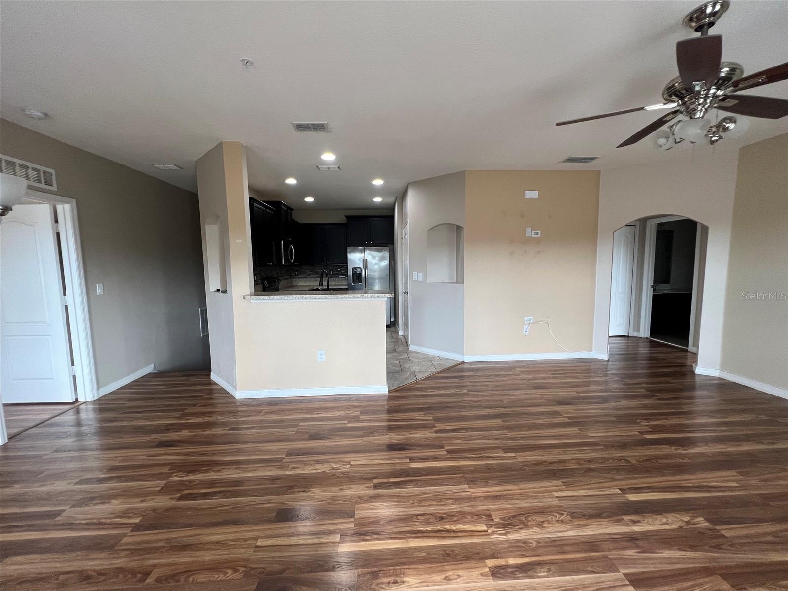 JEFFERSON GREEN AT ANTHEM PARK CONDO PH 4 - Residential Lease