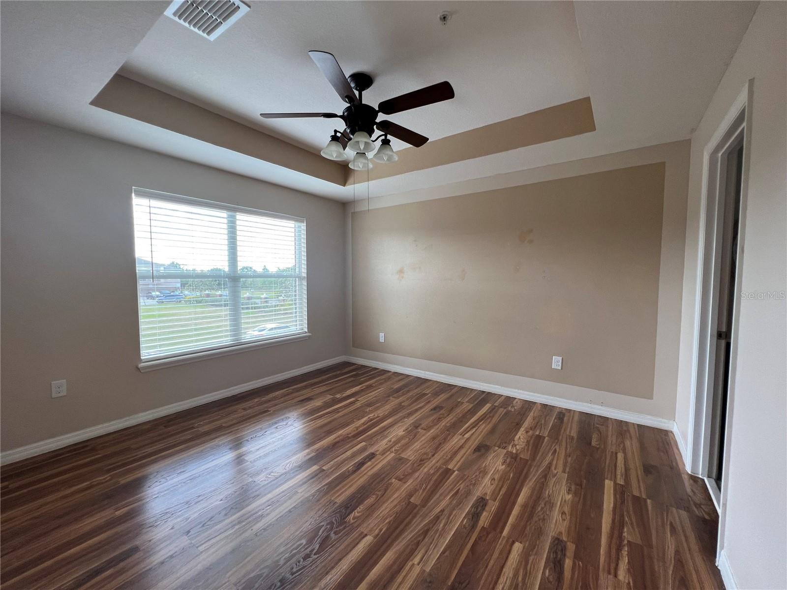 JEFFERSON GREEN AT ANTHEM PARK CONDO PH 4 - Residential Lease