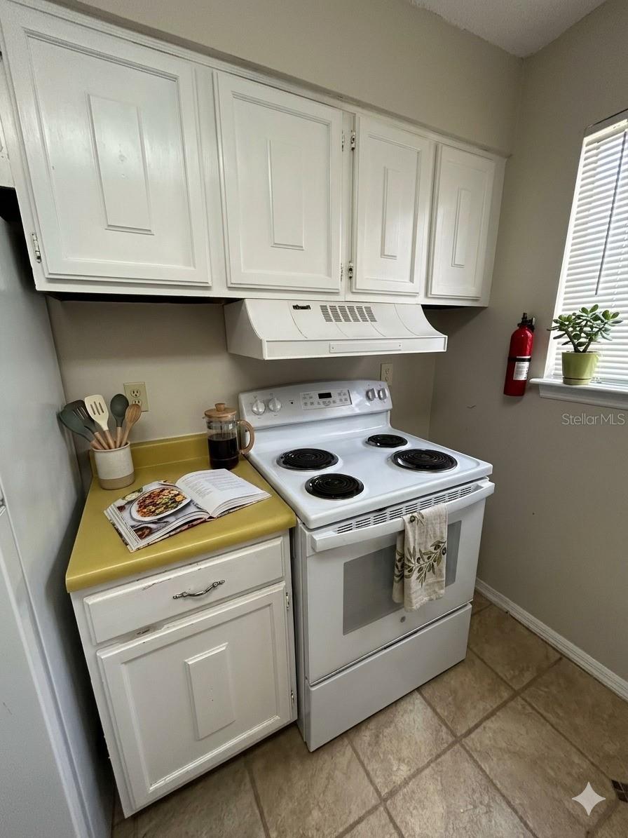 ERROL OAKS CONDO 01 - Residential