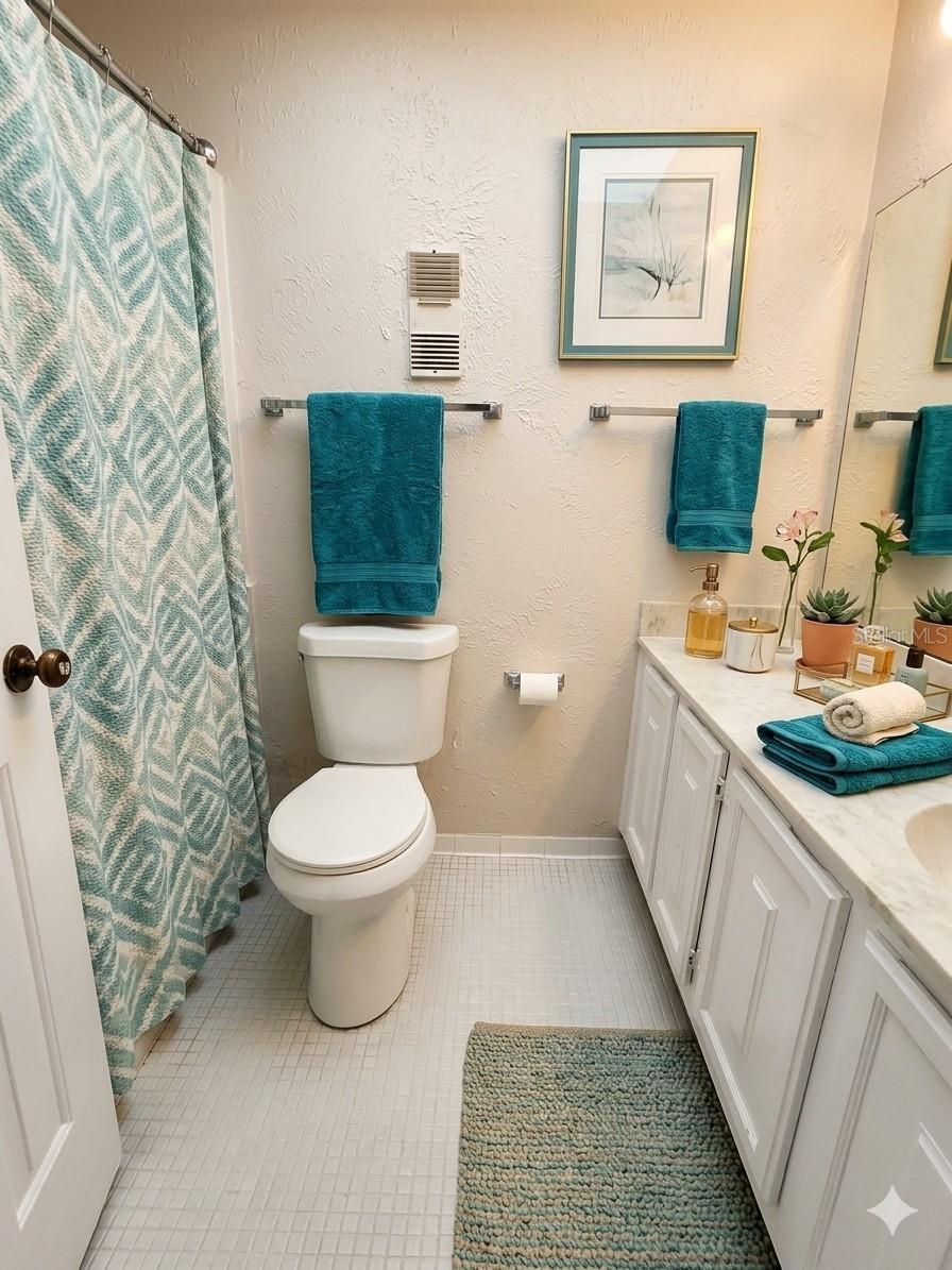 ERROL OAKS CONDO 01 - Residential