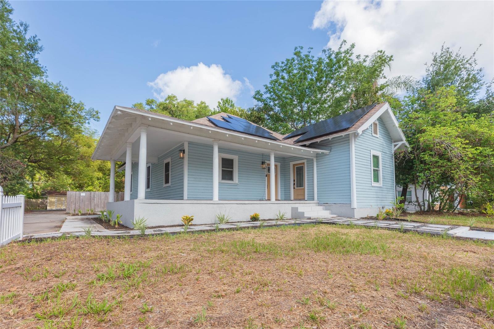 OAK VILLA - Residential