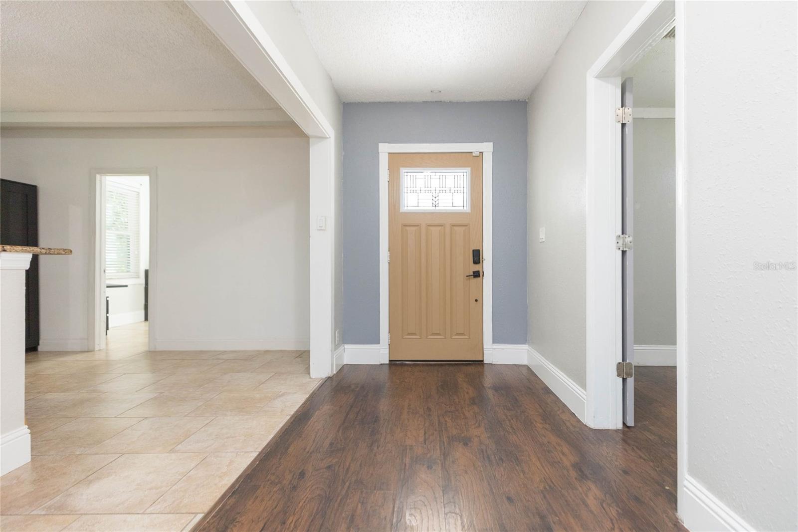 OAK VILLA - Residential