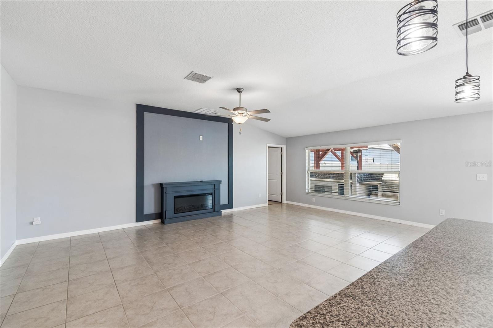 COPPERSPRING ESTATES - Residential