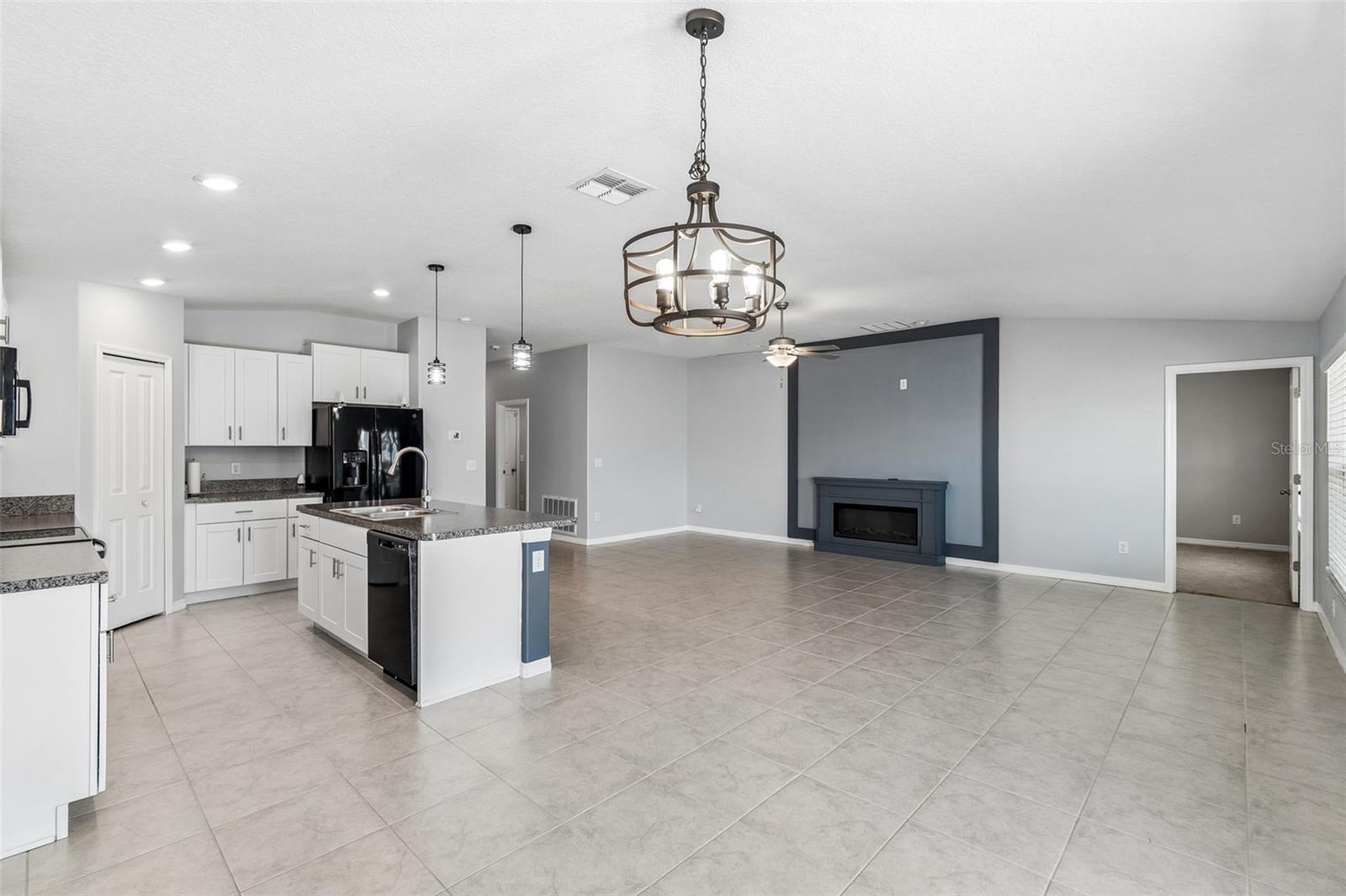 COPPERSPRING ESTATES - Residential