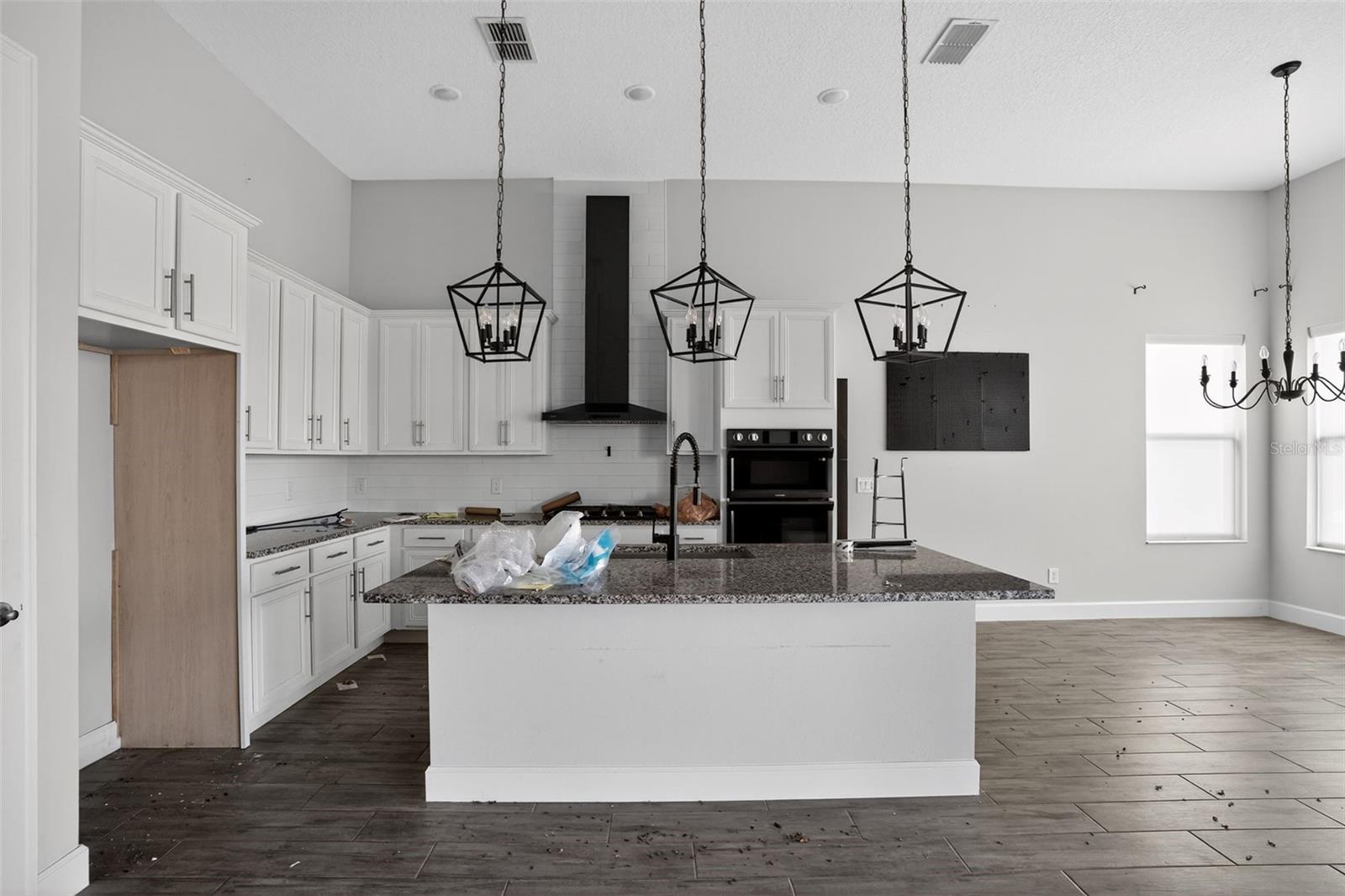 LAS COLINAS PH II SUB - Residential