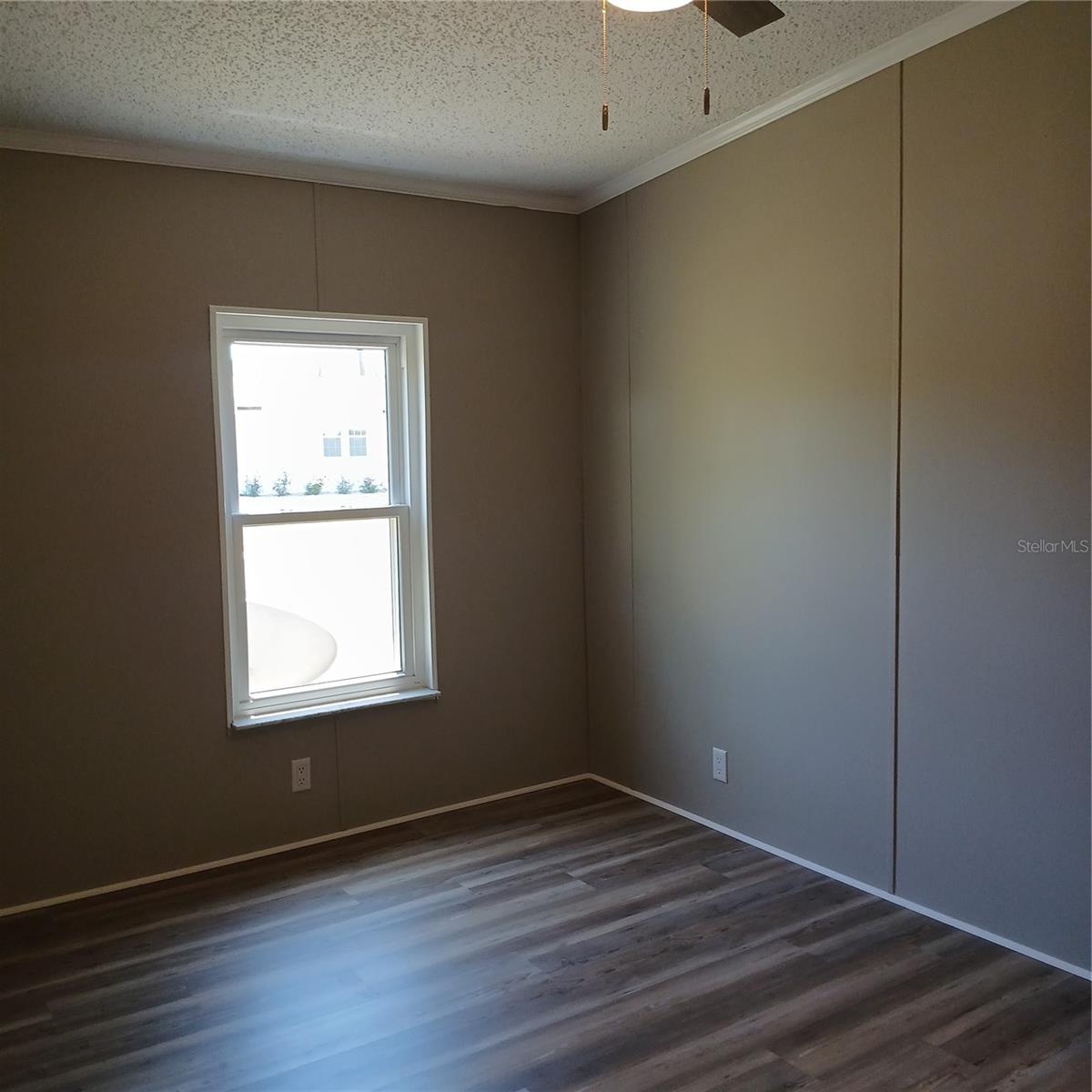 CRYSTAL POINTE UNIT 01 - Residential