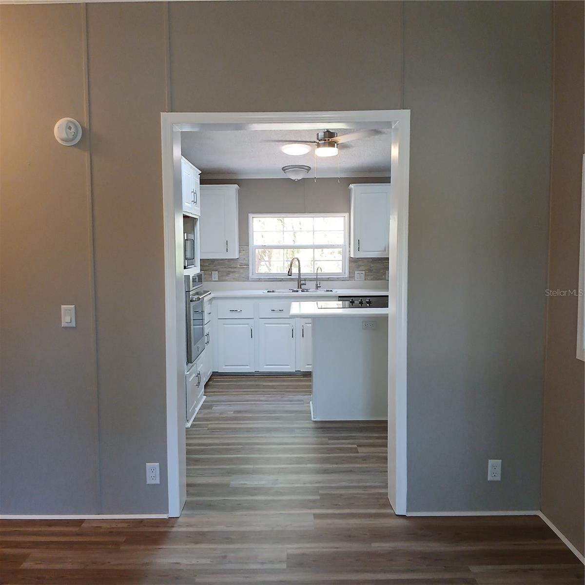 CRYSTAL POINTE UNIT 01 - Residential