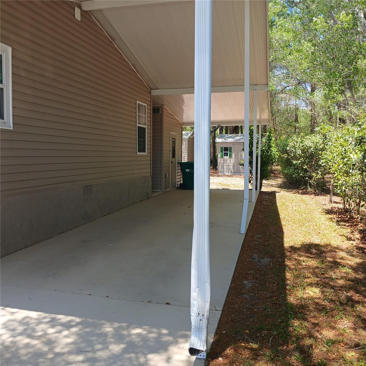 CRYSTAL POINTE UNIT 01 - Residential