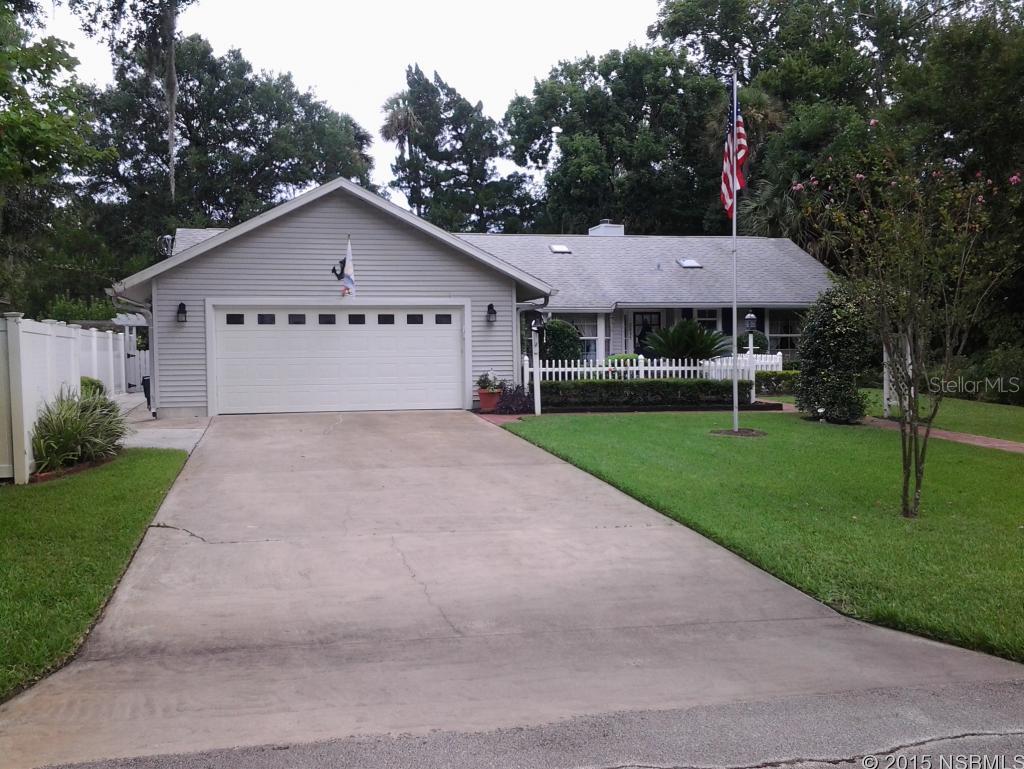 READY FOR NEW FAMILY!!! THIS 3 BED 2 BATH HOME OFFERS AN OPEN FEELING WITH AN UPDATED KITCHEN WITH NEWER APPLIANCES.FAMILY ROOM HAS IT'S OWN SEPARATE HEAT AND AC UNIT.NEW WINDOWS IN FRONT HAVE UPDATED (2007) BACK YARD OFFERS  A PEACFUL ,TRANQUIL SETTING. WITH PLENTY OF PRIVACY. INSPECTIONS WELCOMED BEING SOLD AS IS, CALL TODAY FOR YOUR PRIVATE VIEWING. ;Water: City