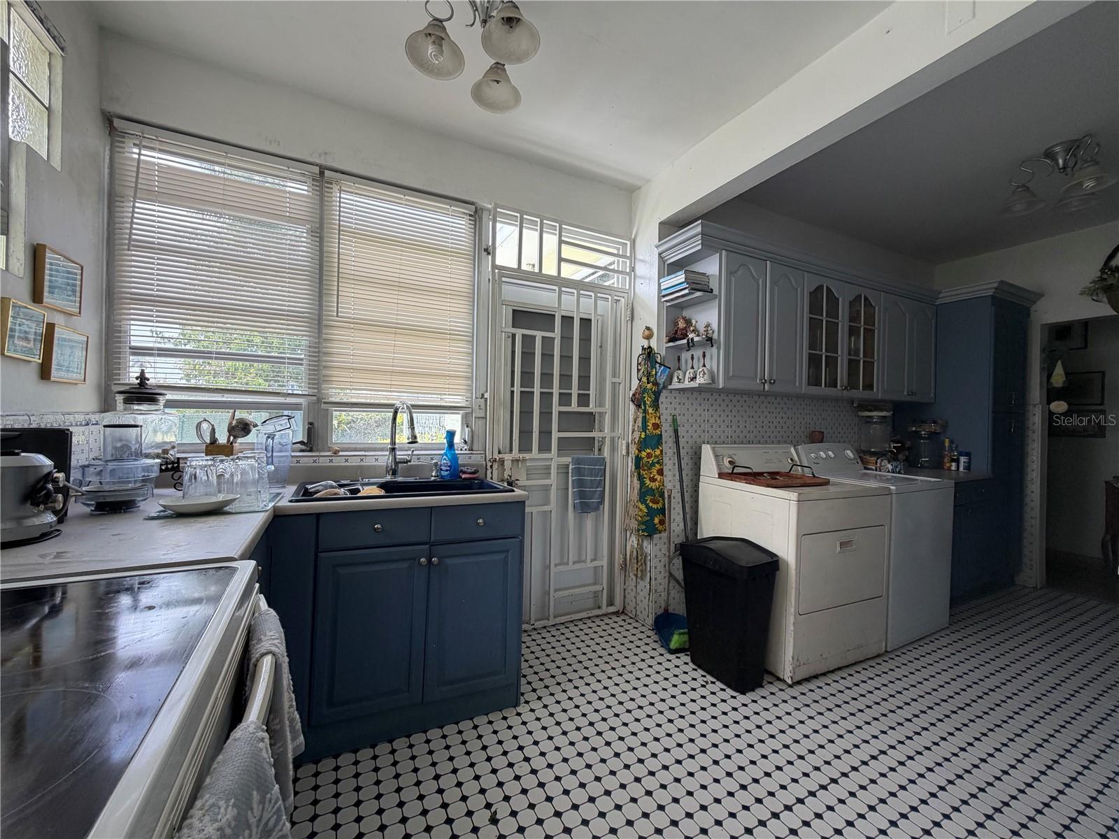 URB ALTAMIRA SAN JUAN - Residential