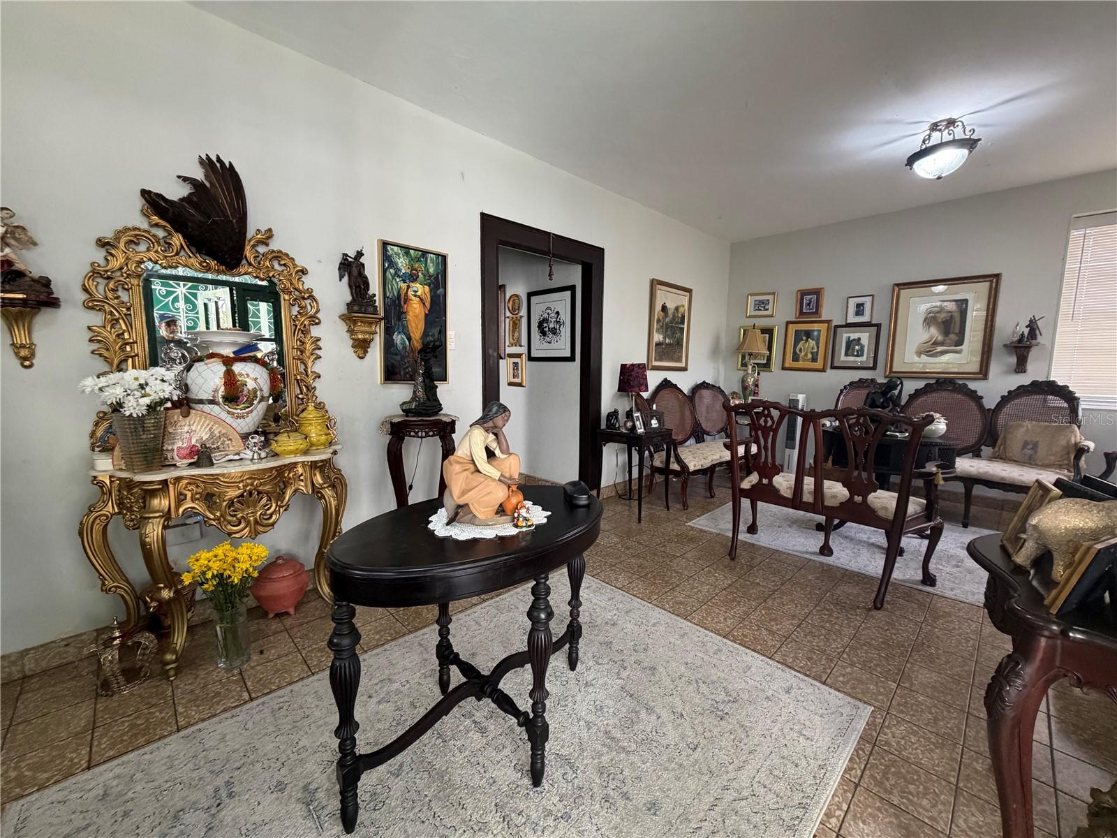 URB ALTAMIRA SAN JUAN - Residential