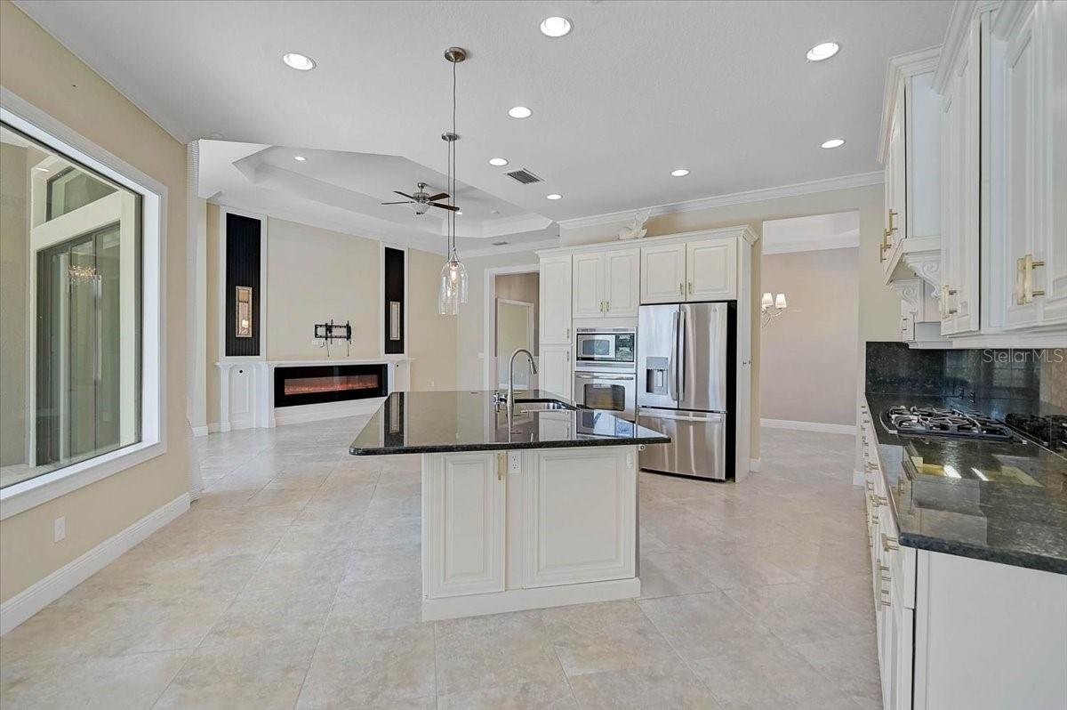 COUNTRY CLUB EAST AT LAKEWOOD RANCH SS - Residential