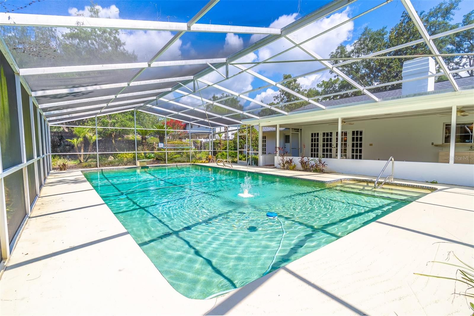 SWEETWATER OAKS SEC 02 - Residential