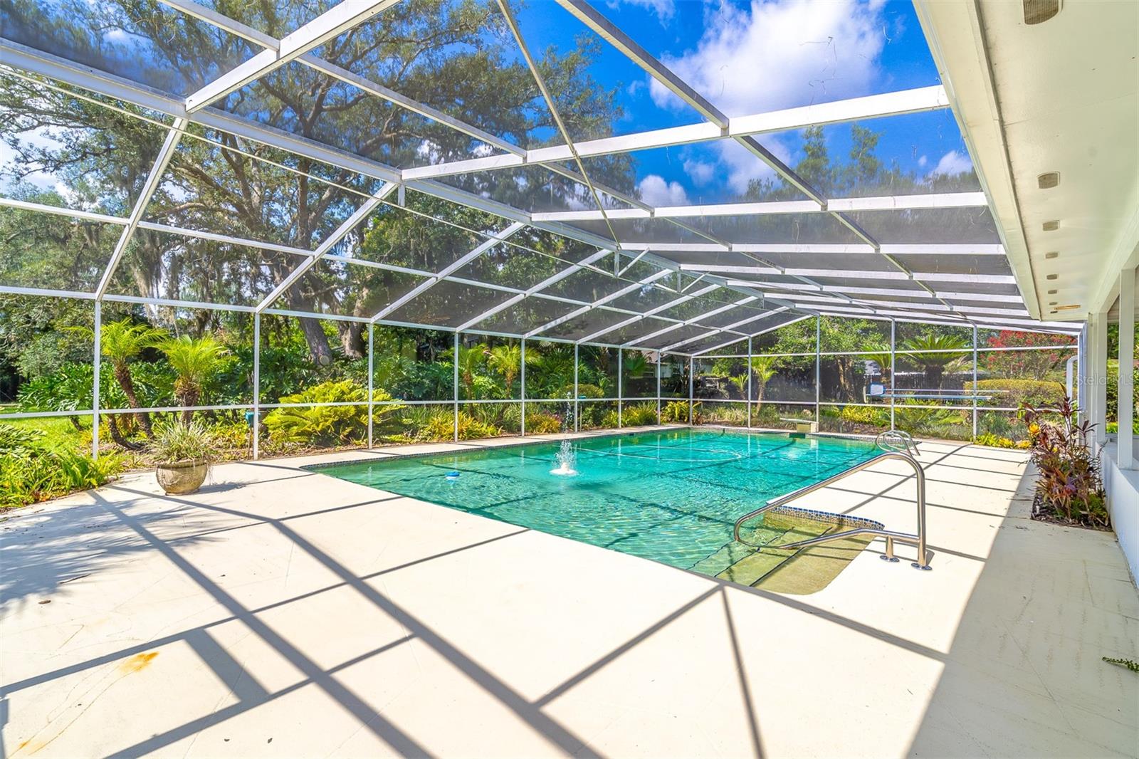 SWEETWATER OAKS SEC 02 - Residential