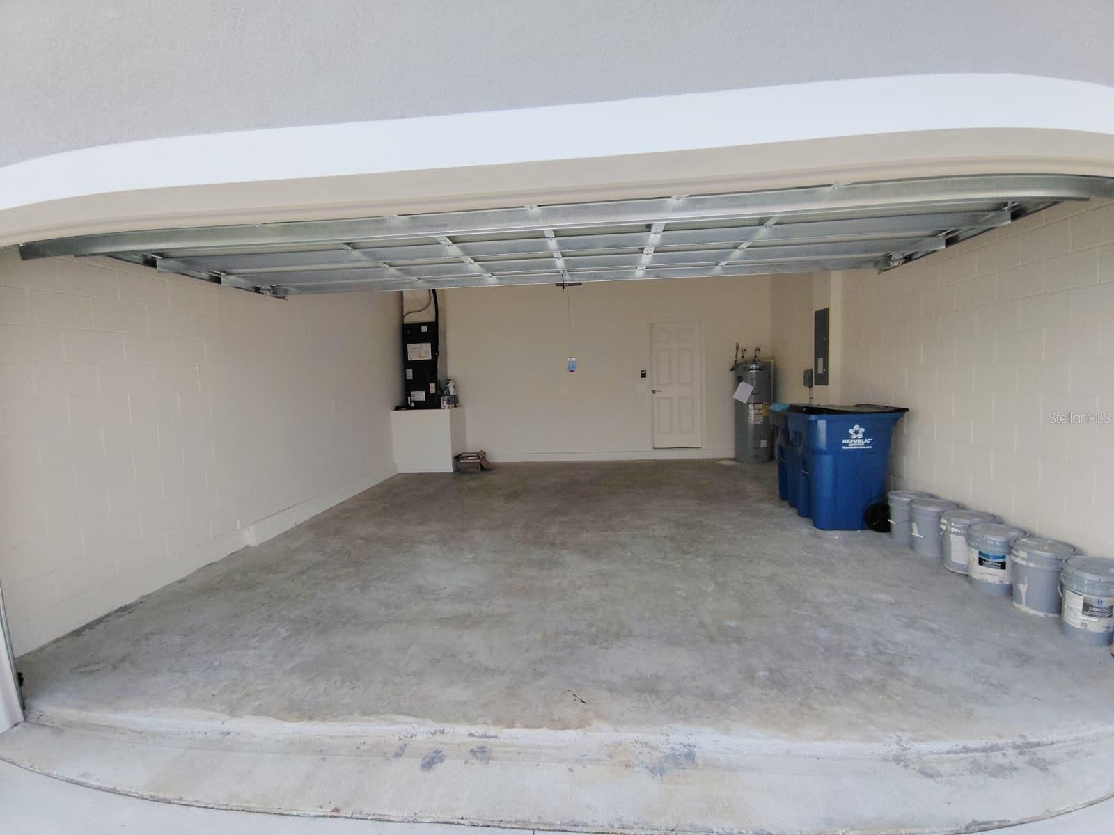 GENEVA LANDINGS - Residential Lease