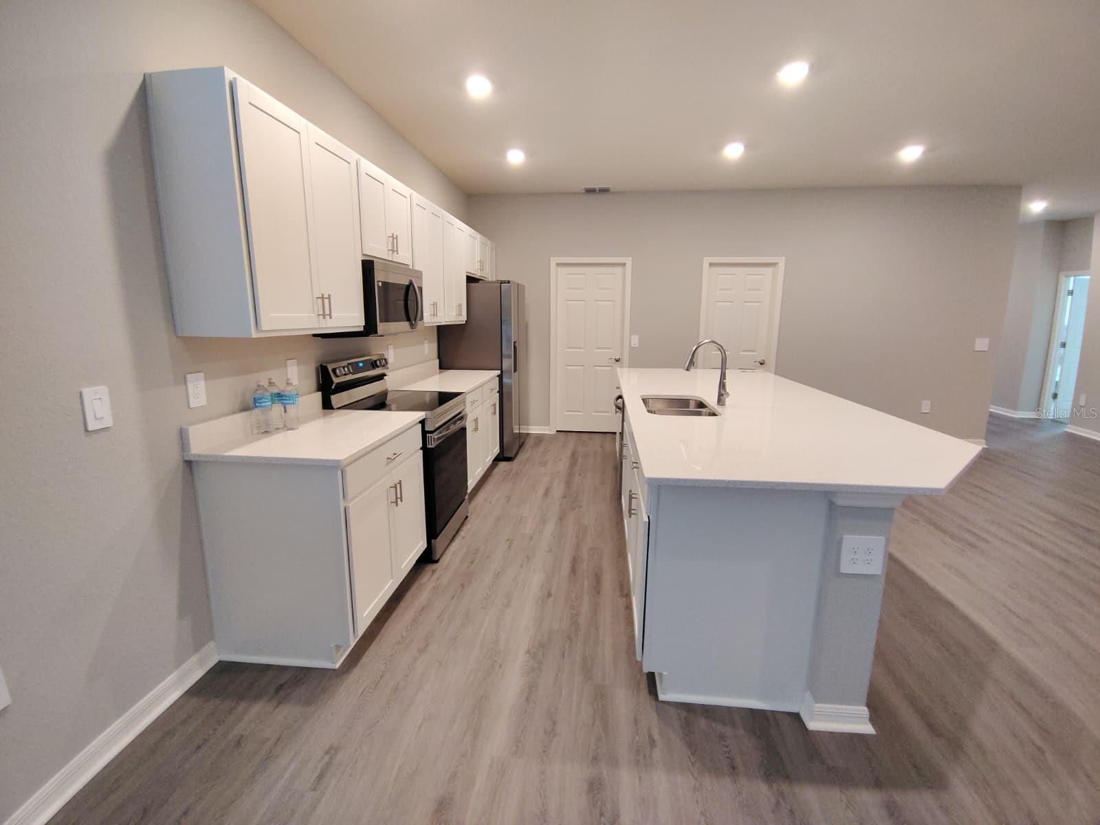 GENEVA LANDINGS - Residential Lease