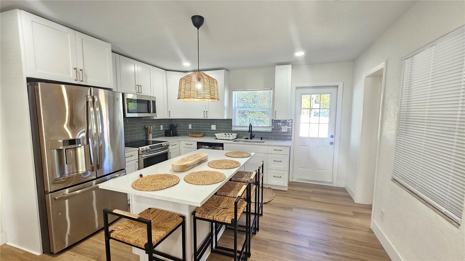 MAC FARLANE PARK - Residential