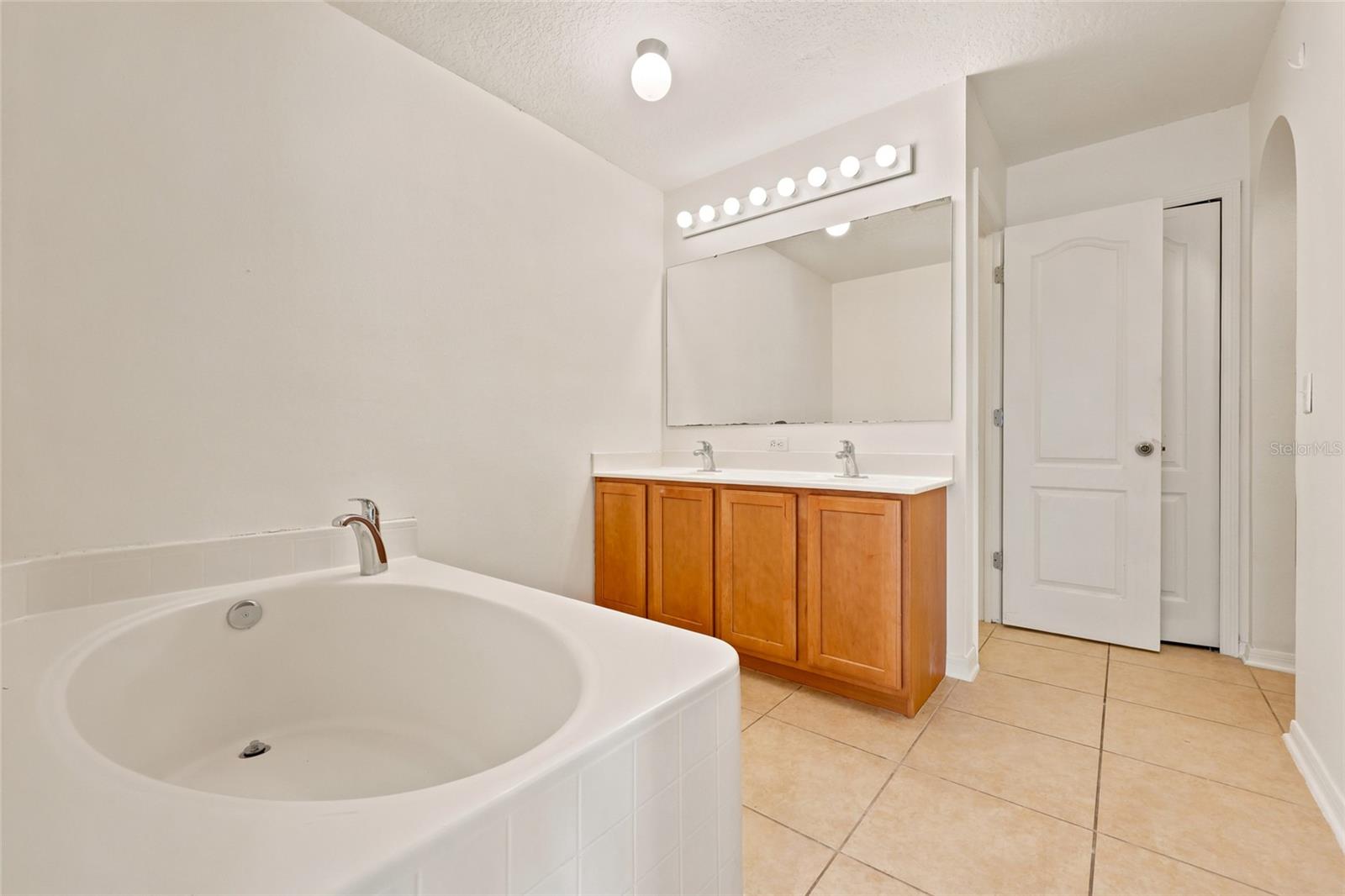 BAYWOOD PH 1A - Residential