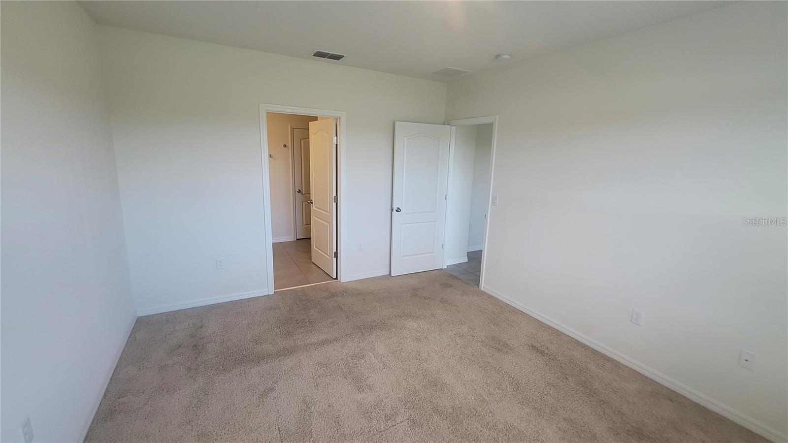 LAKE CHARLES RESIDENCE PH 1B - Residential Lease