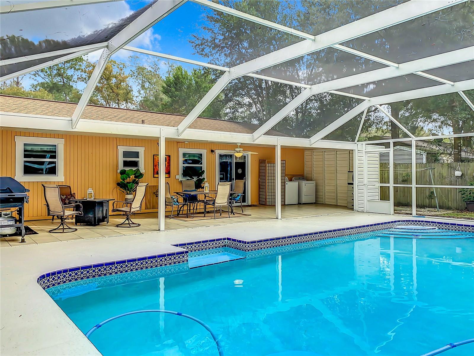 OCALA PARK ESTATE - Residential