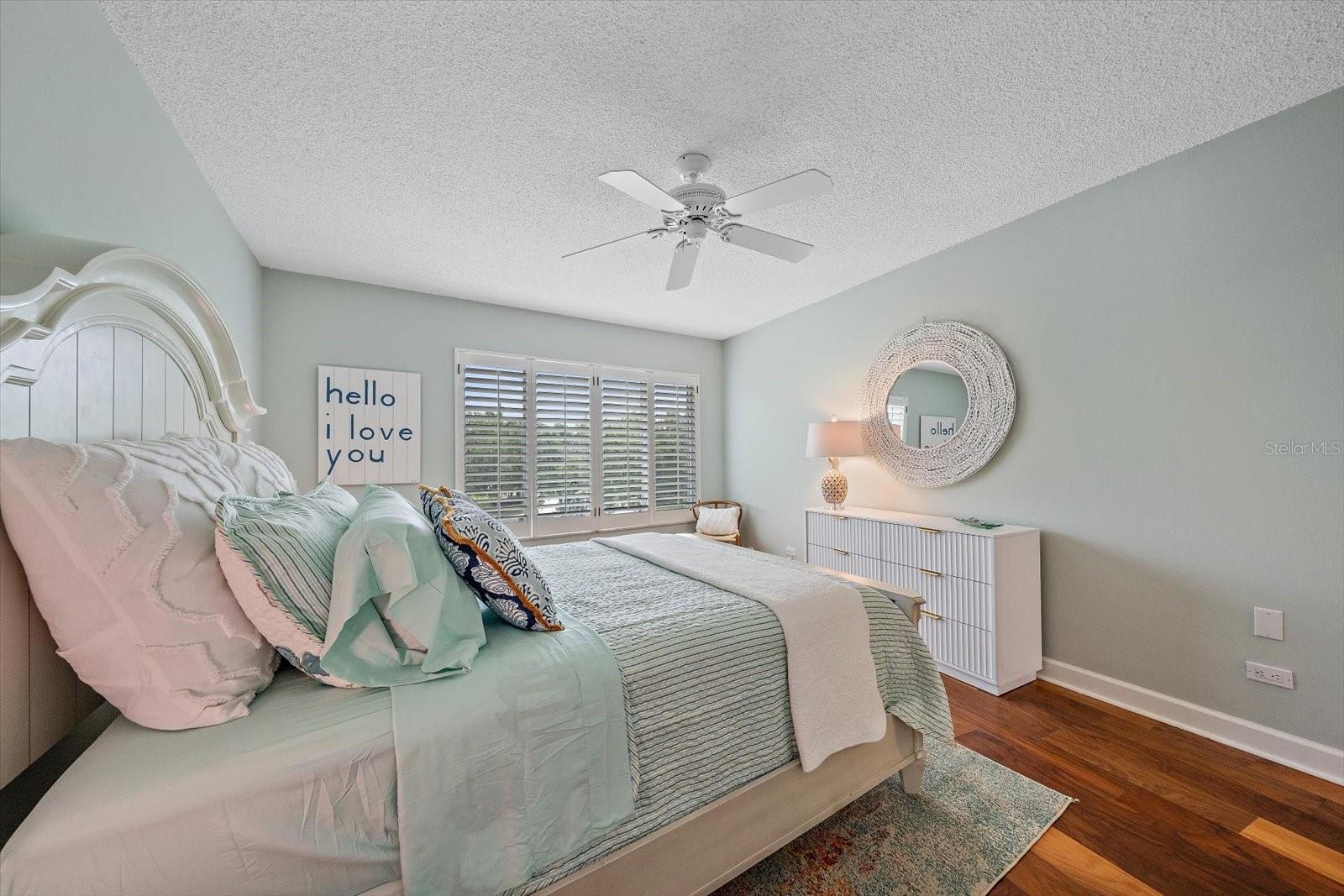 SANDS POINT - Residential