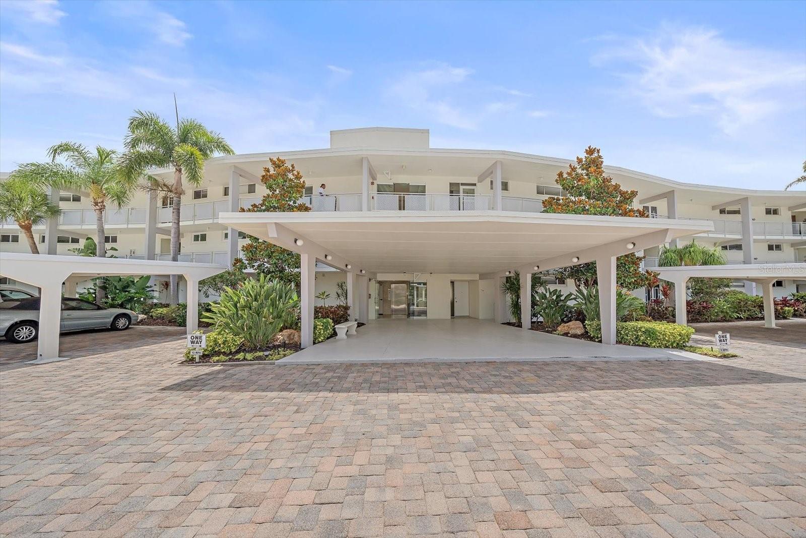 SANDS POINT - Residential