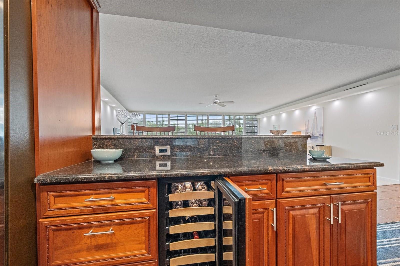 SANDS POINT - Residential