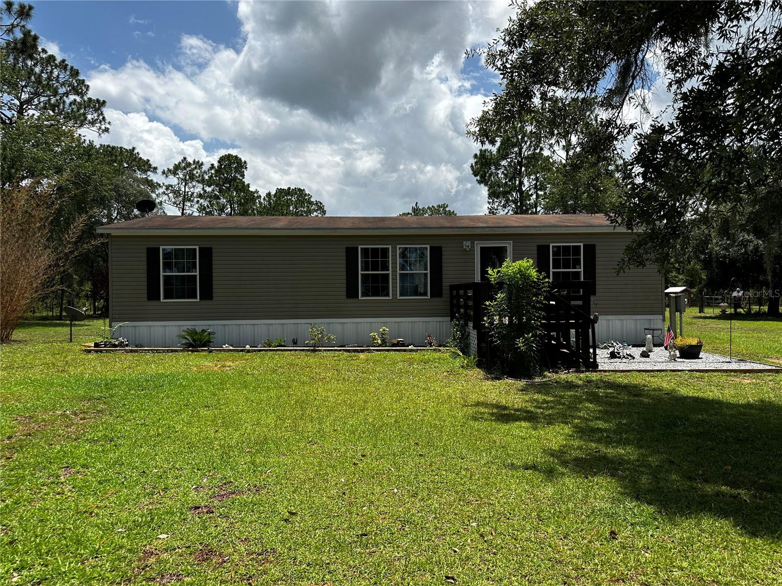 WILLISTON HIGHLANDS UNIT 5 - Residential