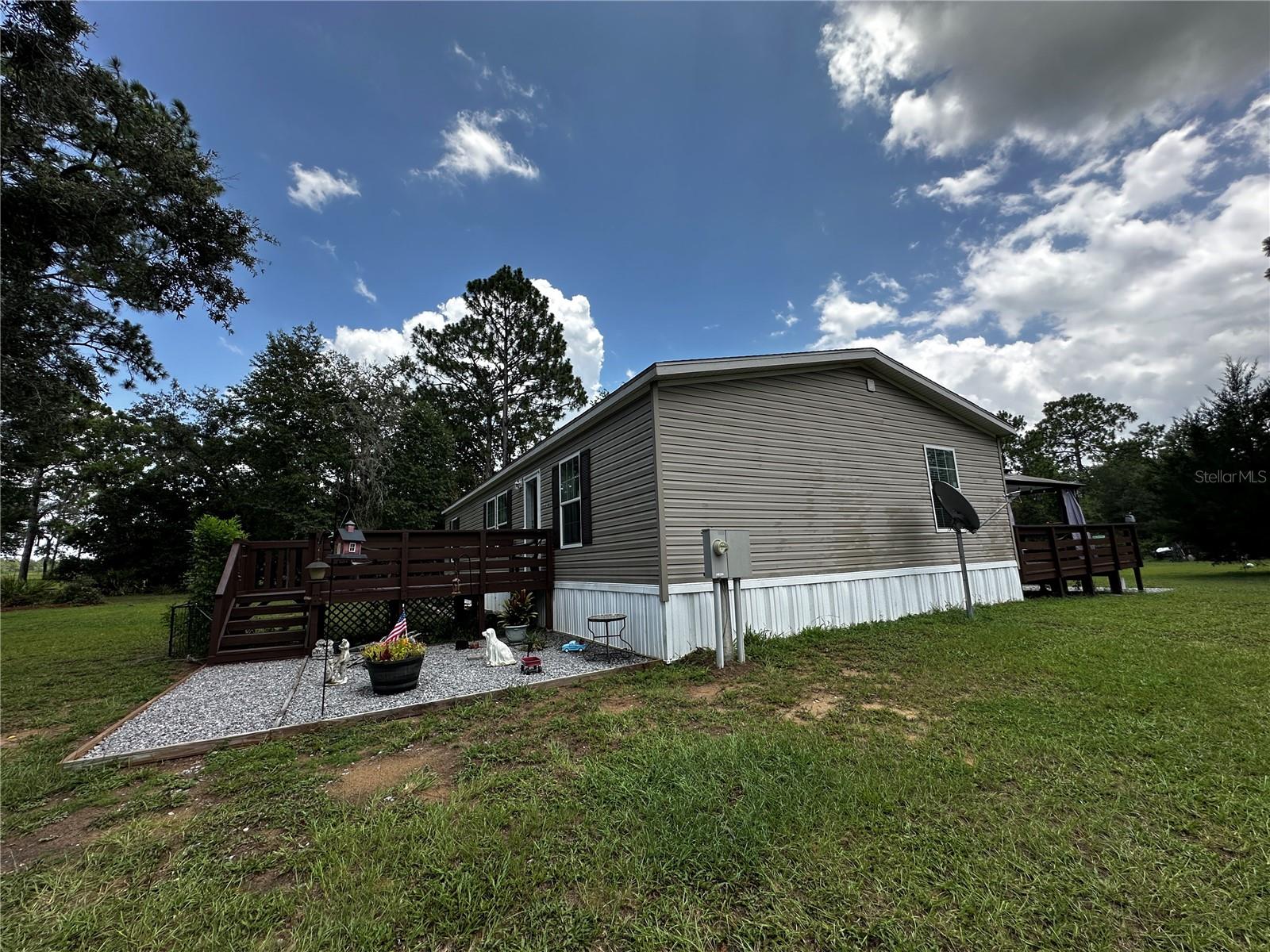 WILLISTON HIGHLANDS UNIT 5 - Residential