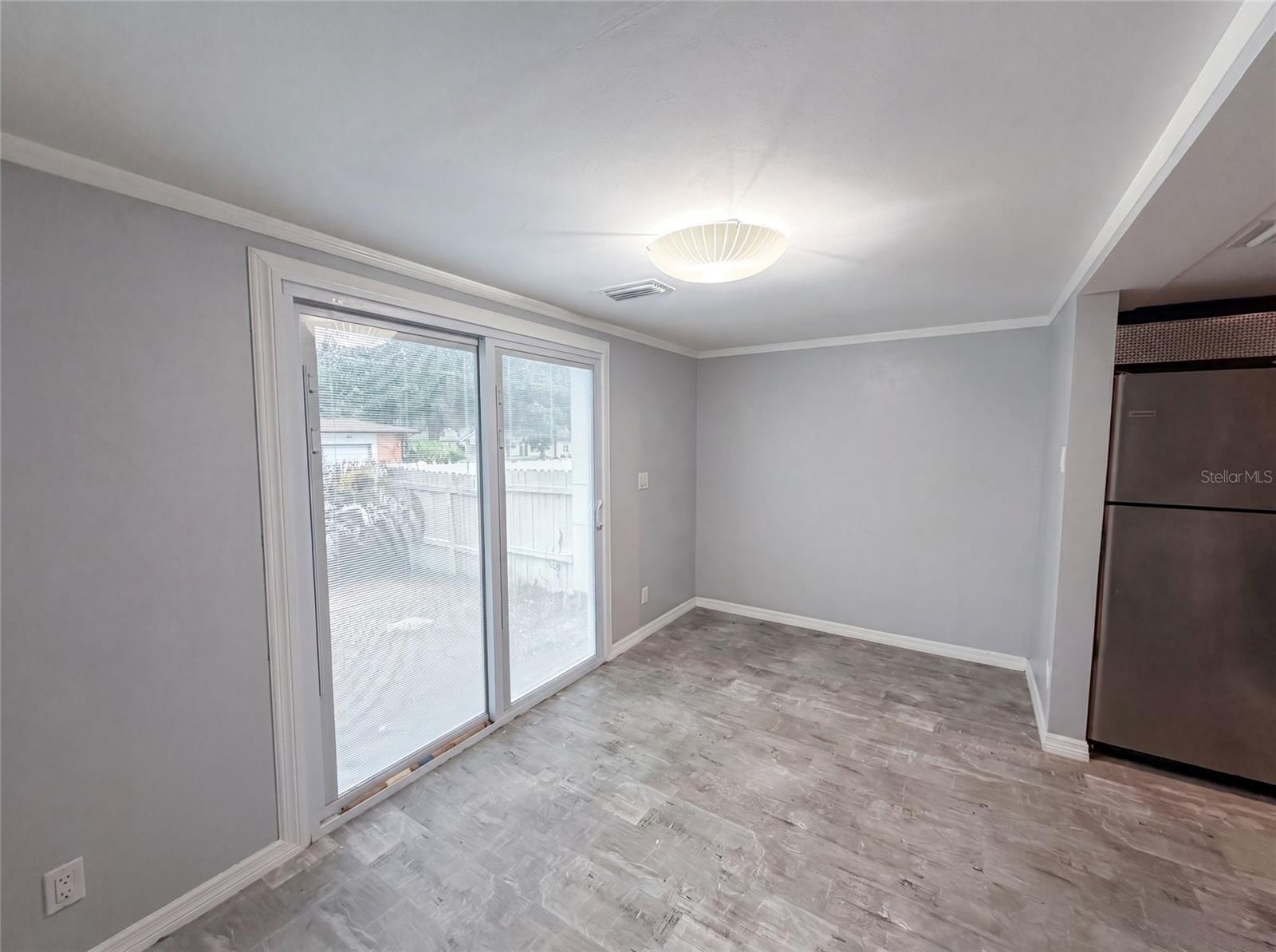 PARK AVE VILLAS - Residential