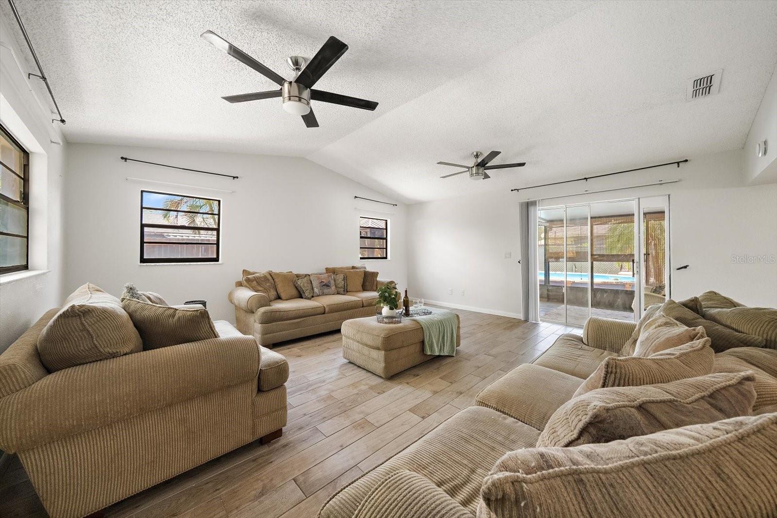 LEWIS ISLAND BAHAMA ISLES ADD - Residential