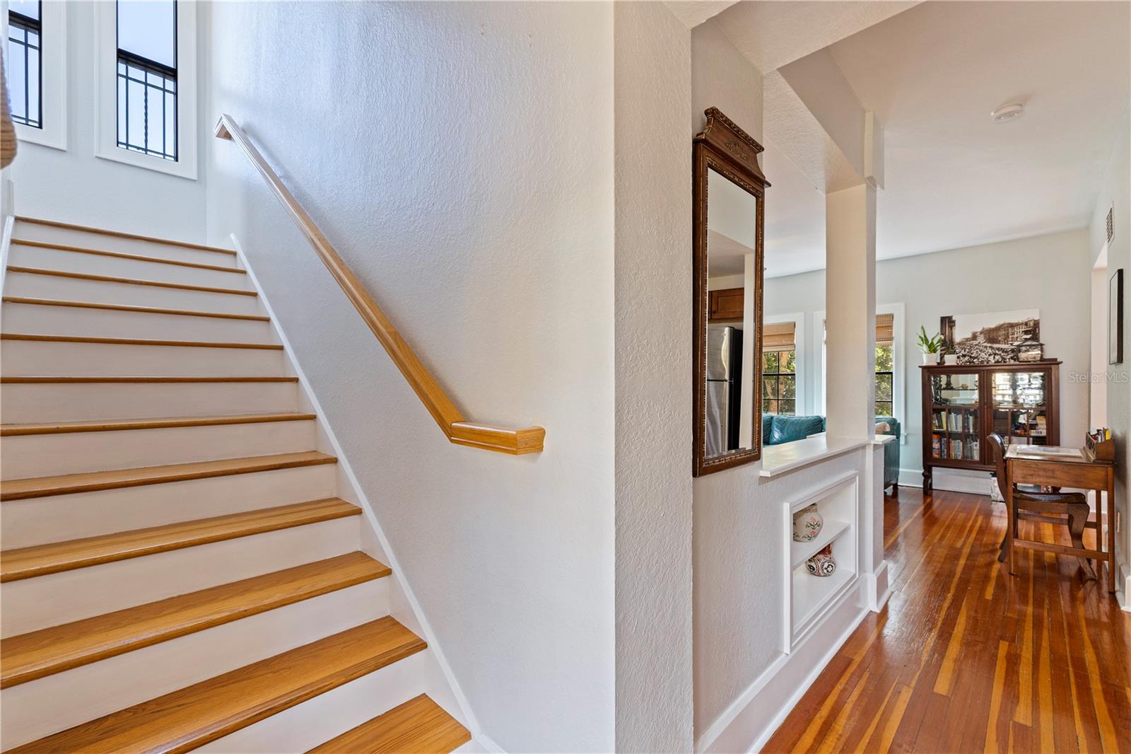 HEGRADO CONDO - Residential