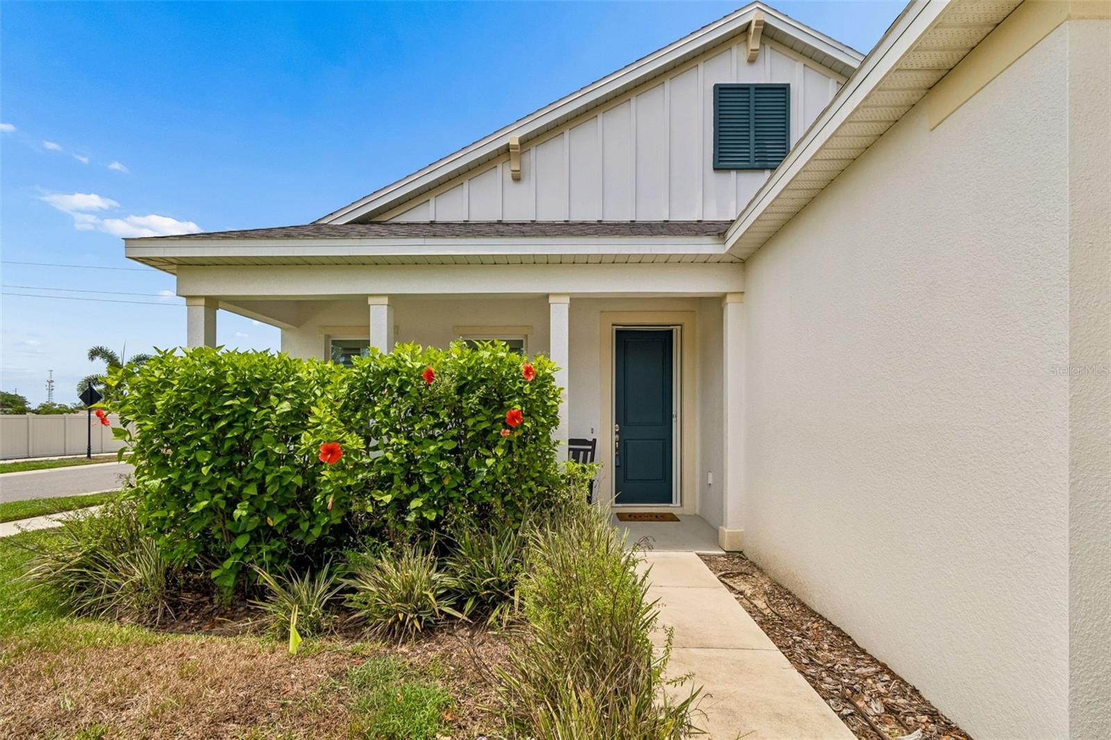 NORTH LAKE TRAIL - Residential