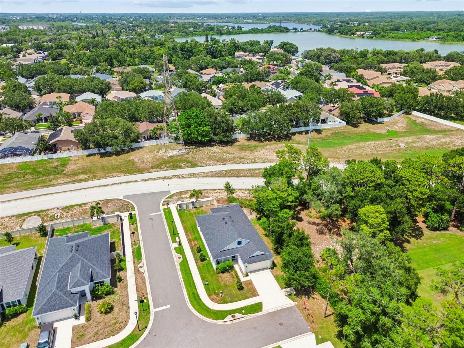 NORTH LAKE TRAIL - Residential