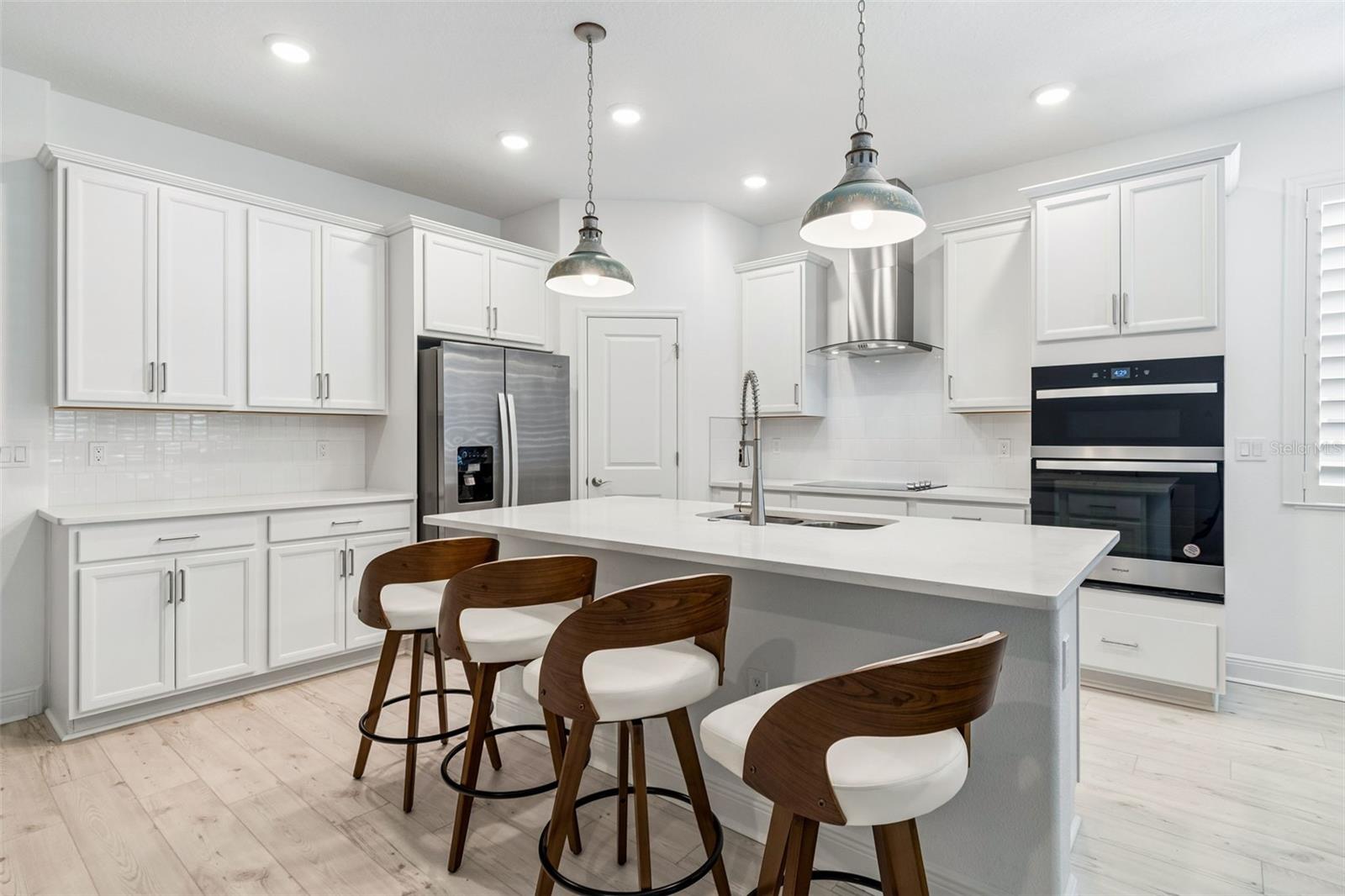 NORTH LAKE TRAIL - Residential
