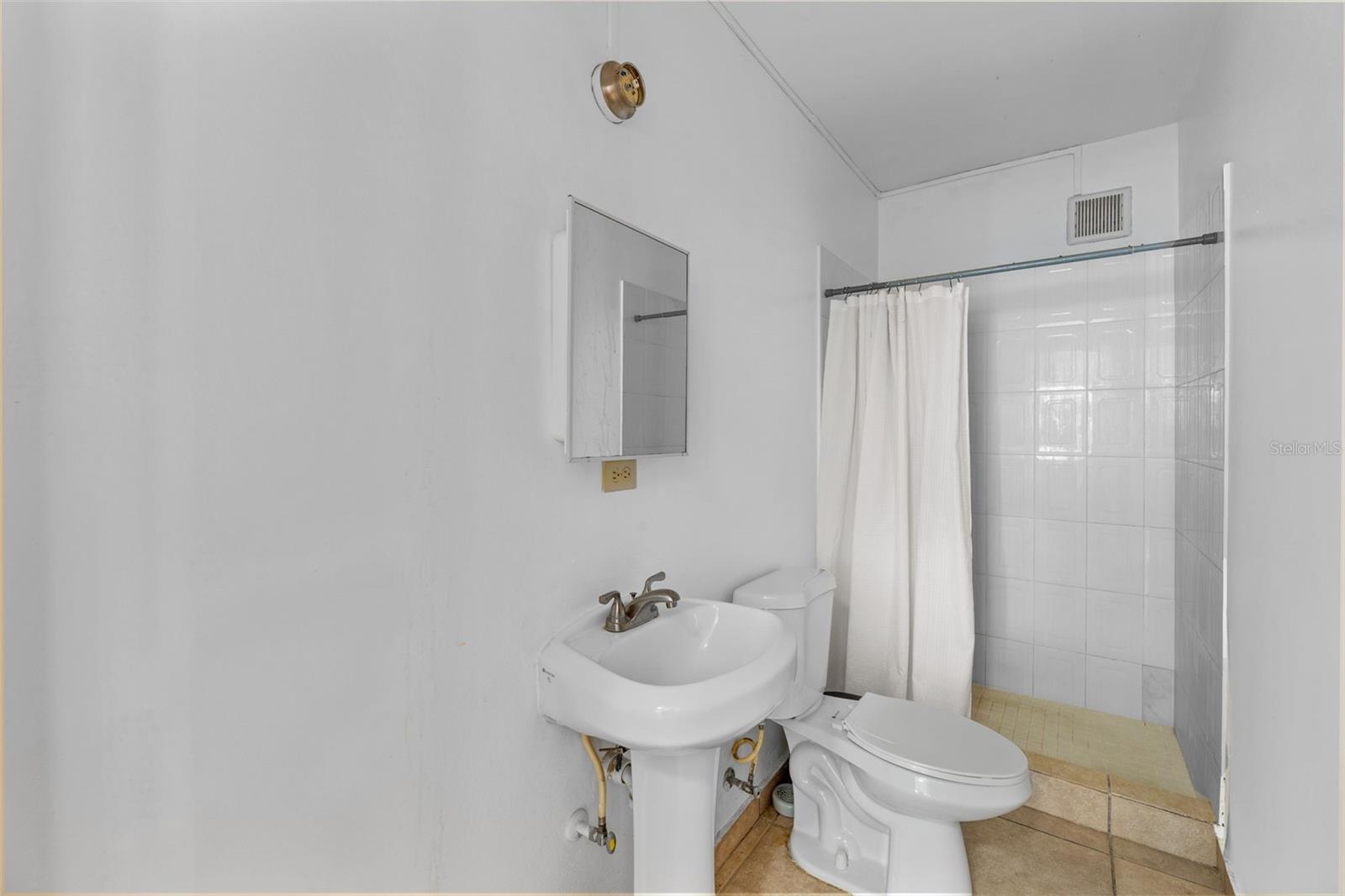 BARRIO PUEBLO - Commercial Sale