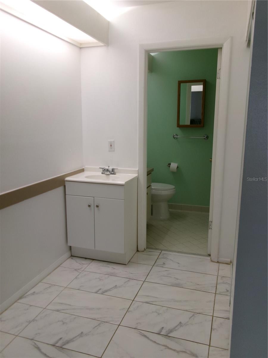 FOUNTAINS CONDO - Residential