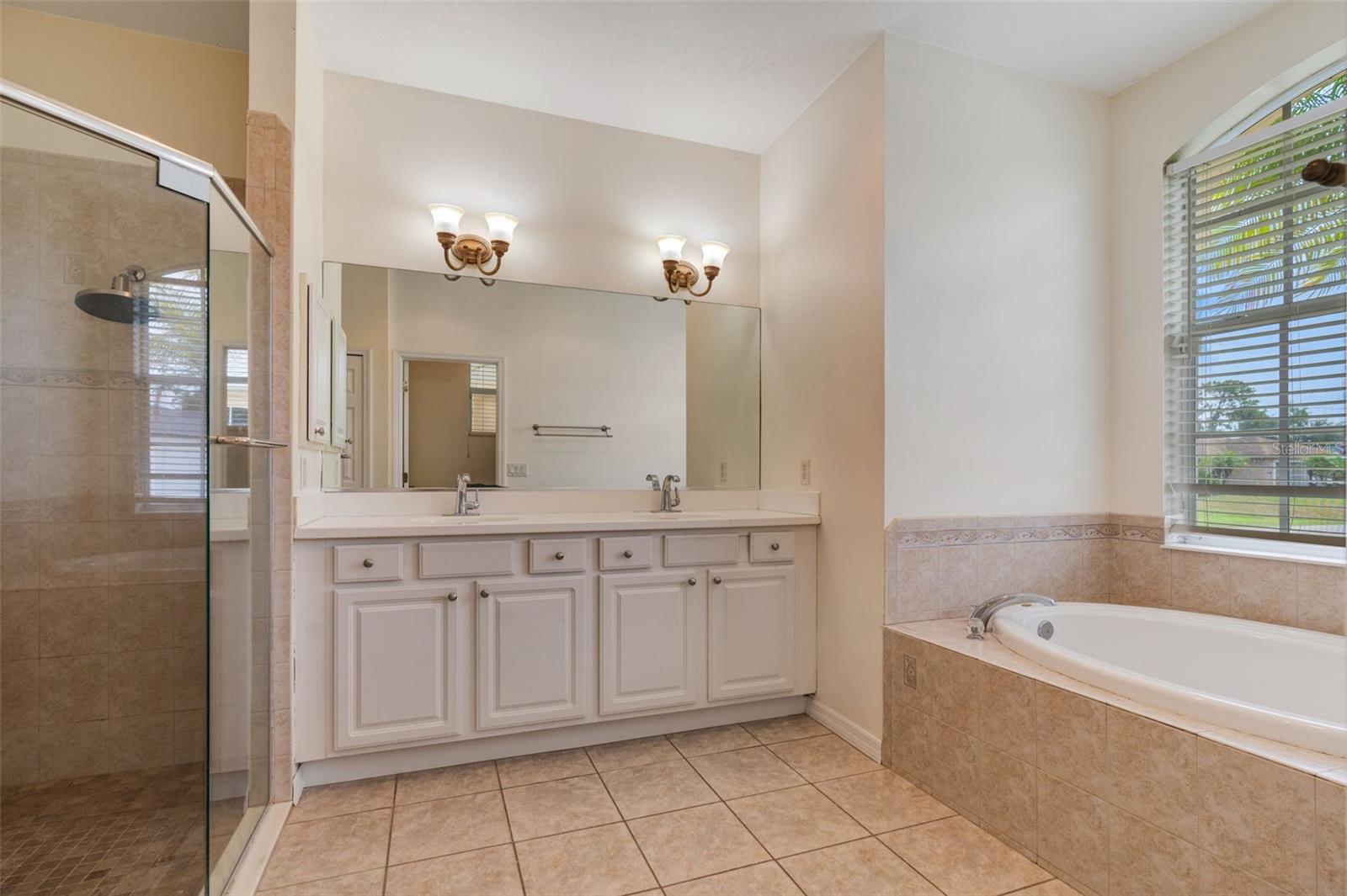 1572 - PORT CHARLOTTE SUB 25 - Residential