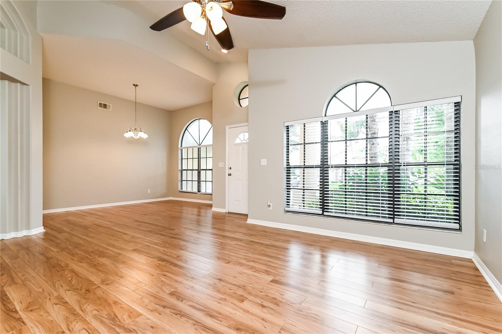 BRENTWOOD HILLS TRACT B UNIT 2 - Residential
