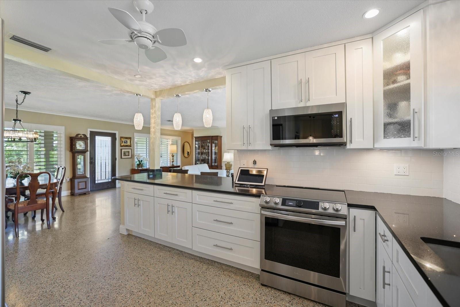 BAY VIEW ACRES - Residential