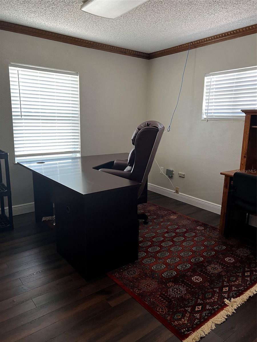 EUSTIS BISHOPS SUB - Commercial Lease